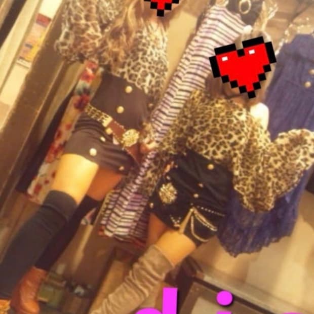 d.i.a 금장 체인 오프숄더 원피스