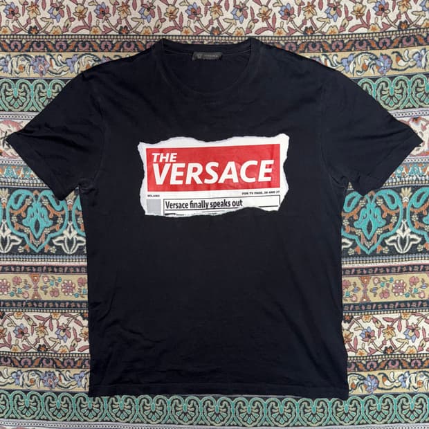 VERSACE 로고 반팔티셔츠