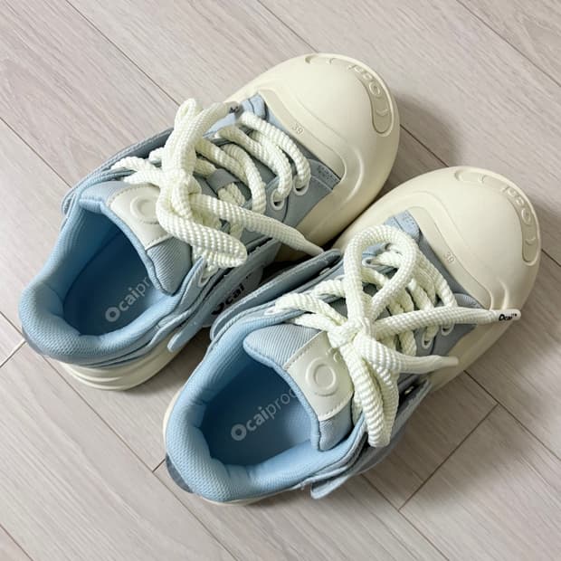 Ocai 스마일 스니커즈 / 서브컬쳐 아노깔 그라운즈 캔버스 미키오사카베