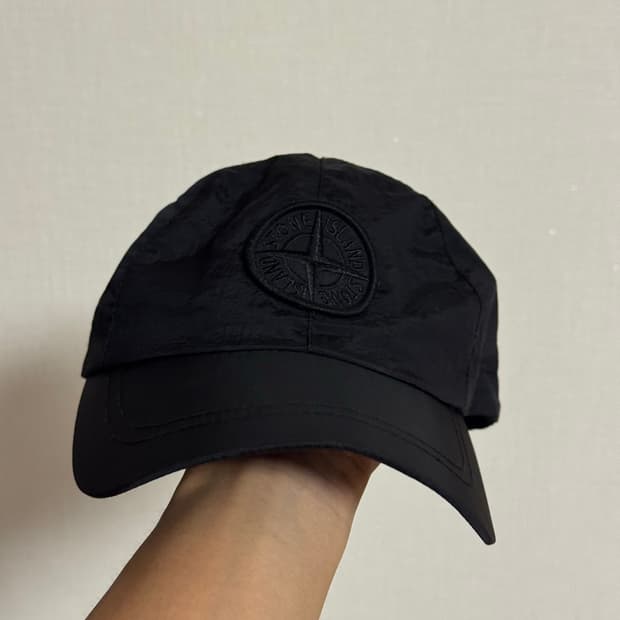 스톤 아일랜드 나일론 메탈 볼캡