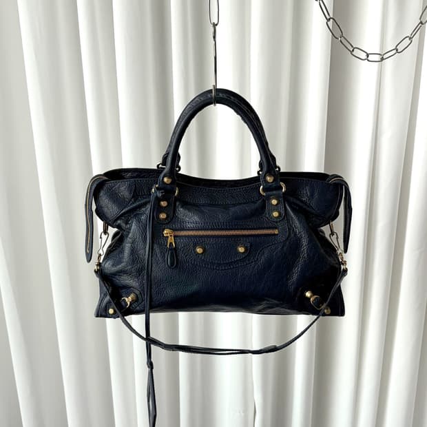 발렌시아가 클래식 시티 모터백