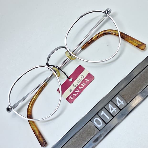 80s 일본제 빈티지 데드스톡 미사용/역삼각형 판토형 안경테 클래식