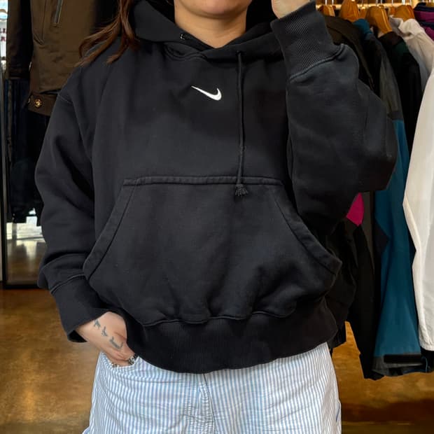 나이키 스우시 블랙 후드