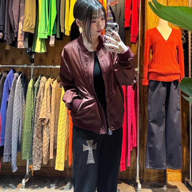 L 아베크롬비 버건디 글로시 나일론 자켓