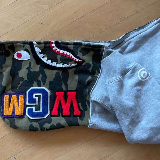 정품 베이프 반반 샤크 후드집업