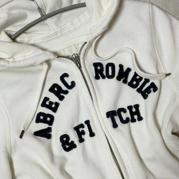 초대장) 아베크롬비 딱붙 후드집업 (아이보리-네이비 M)