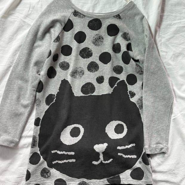 고양이 긴팔티🫶