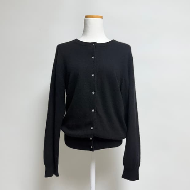 [캐시미어 100%] 블랙 라운드 여성 가디건 L