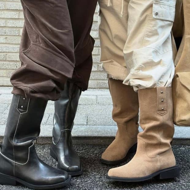DEINET natural suede biker boots_beige