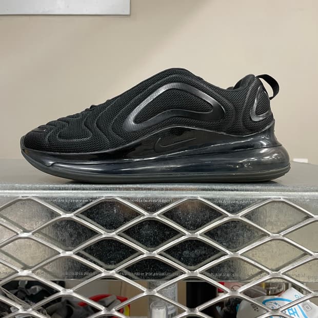 나이키 에어맥스 720 트리플 블랙 265 (gr-4258)