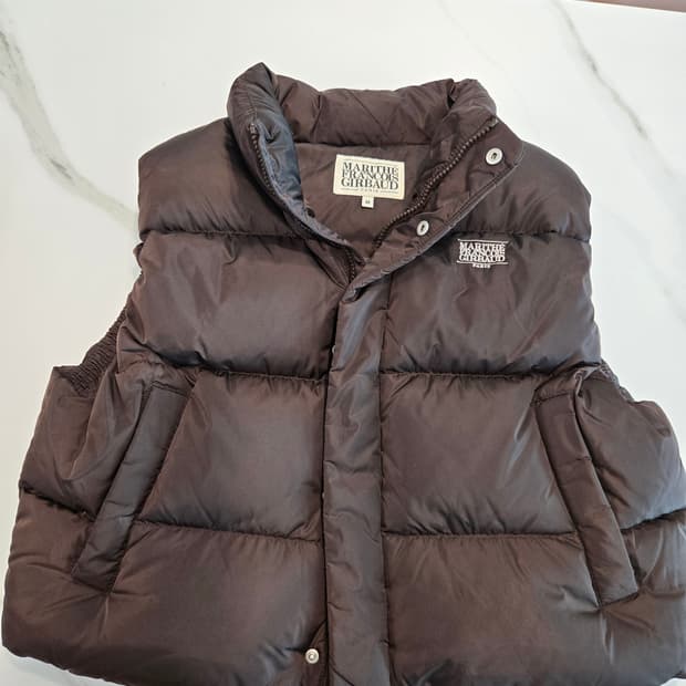 마리떼 프랑소와저버 패딩조끼 M