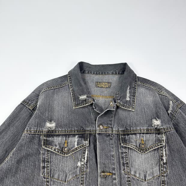 VTG 빈티지 흑청 데미지 트러커자켓 (실측 XL)