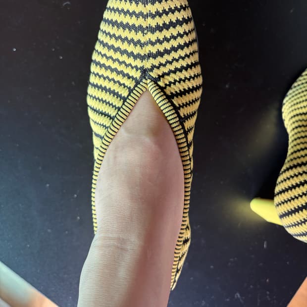 Celine 옐로우 스트라이프 힐