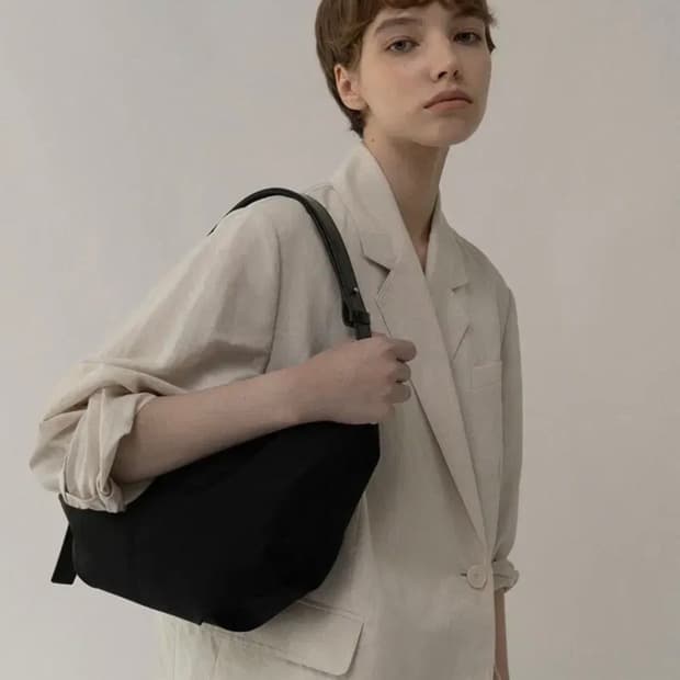 낫띵리튼 Nothing Written HT nylon 숄더백