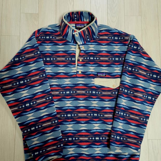 [ L ] <상태S급> 22FW 파타고니아 신칠라 라이트웨이트 아즈텍