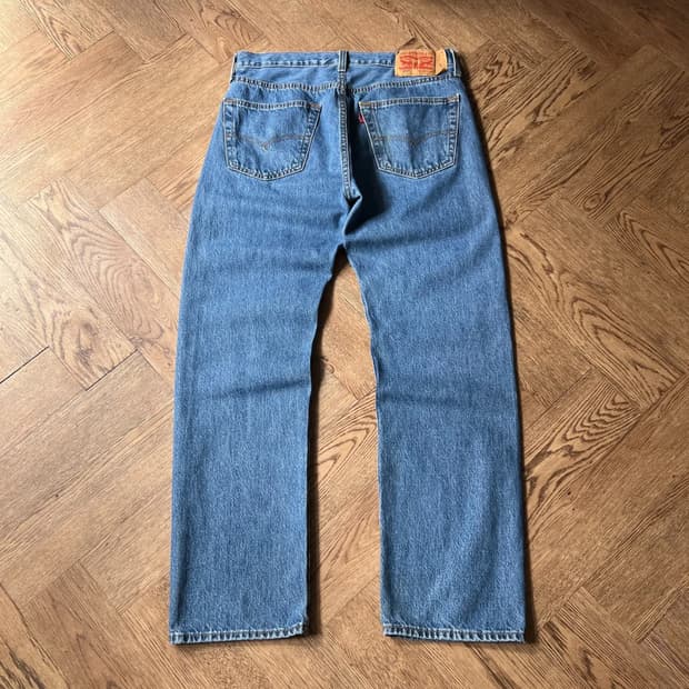 [33]리바이스 501 미디엄블루 워싱 스트레이트 데님 팬츠