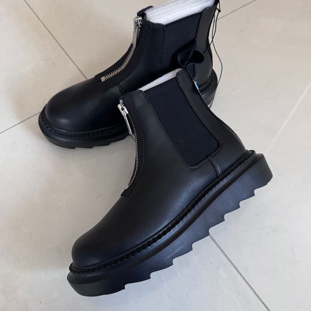 HALF ZIP BOOTS 하프 지퍼 부츠