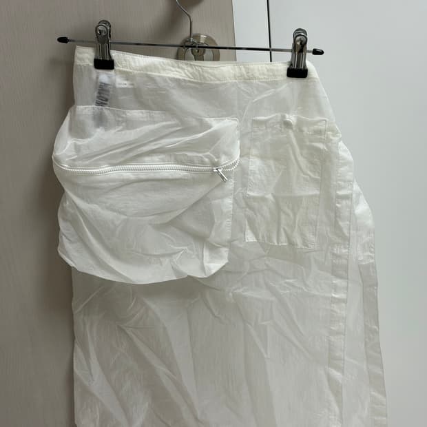 halominium 에이프런 스커트