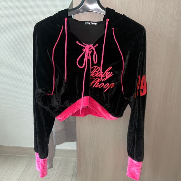 Baby shoop 빈티지 크롭 벨벳 후드
