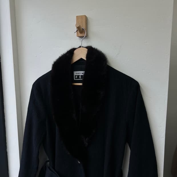 15299 - 이세이 미야케 FETE 울 롱코트 (울 100%)