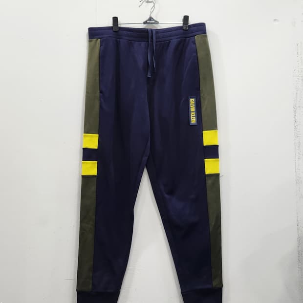 [L] CK 캘빈클라인 트레이닝 조거 팬츠 스웻팬츠