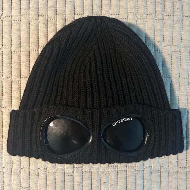 씨피컴퍼니 비니 블랙