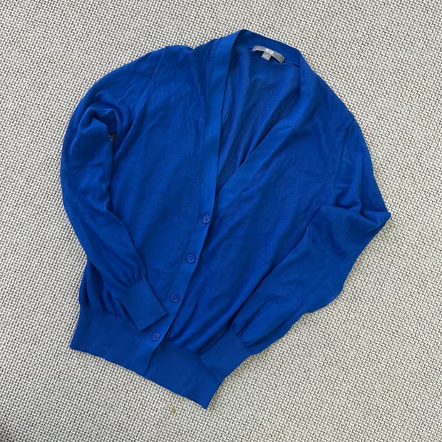 M 유니클로 파란색 브이넥 가디건 0423D