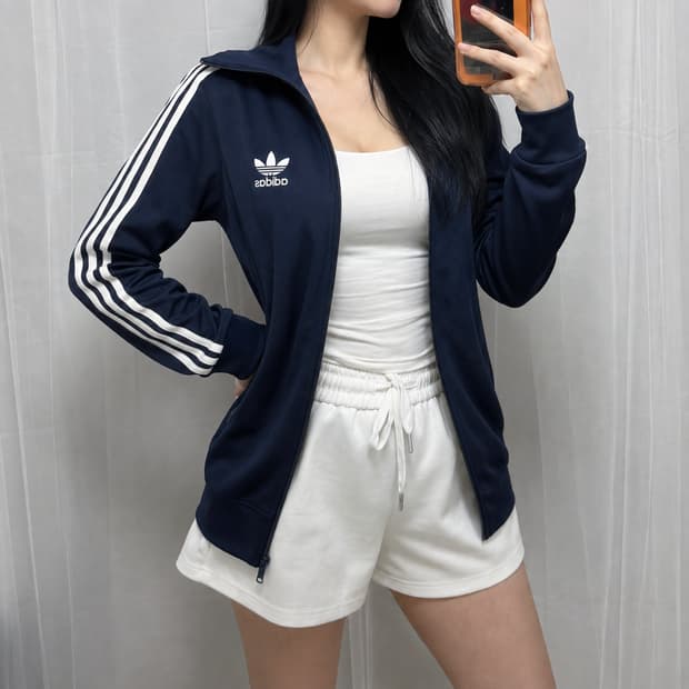 아디다스 오리지널스 네이비 삼선 트랙탑