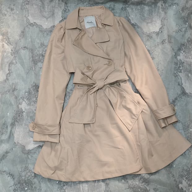 빈티지 라떼갸루 트렌치 코트 일브 리즈리사 히메갸루
엑시즈팜