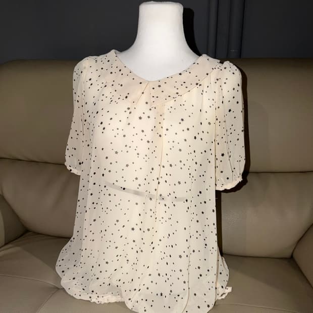 star pattern collar detail blouse we