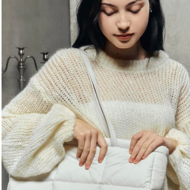 스탠드오일 버블누빔 패딩 가방 (크림색상)