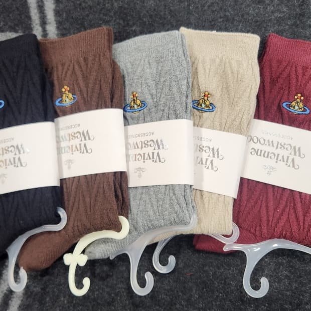 비비안웨스트우드 무지 양말 (새것)