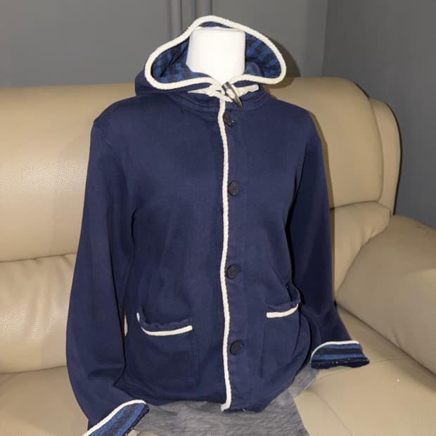 duffle button point button-up hoodie