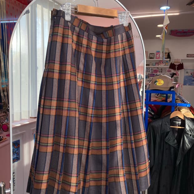빈티지 울 브라운 체크 플리츠 미디 스커트