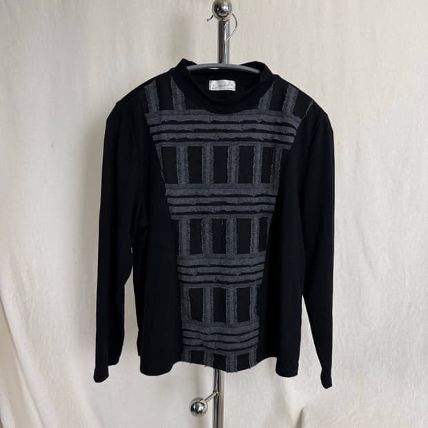 La Mode 모크넥 탑