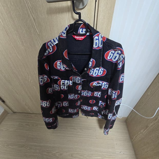 슈프림666자켓