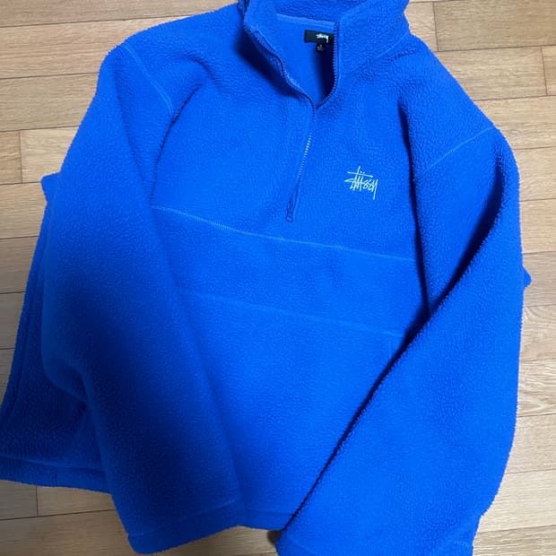 스투시 하프 집업. 모크넥 플리스. 후리스. 반집업.