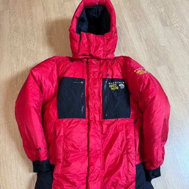 마운틴 하드웨어 앱솔루트 구스 패딩 