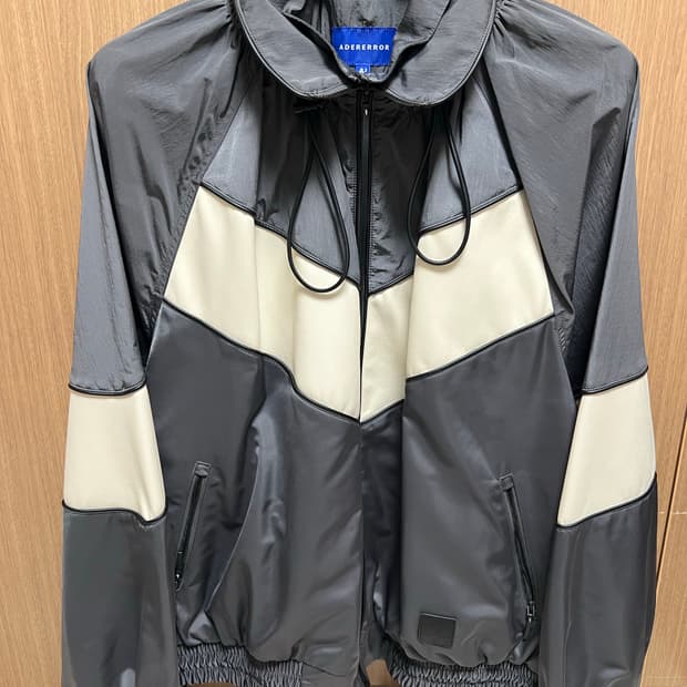 아더에러 멤 점퍼 초판 A2 사이즈