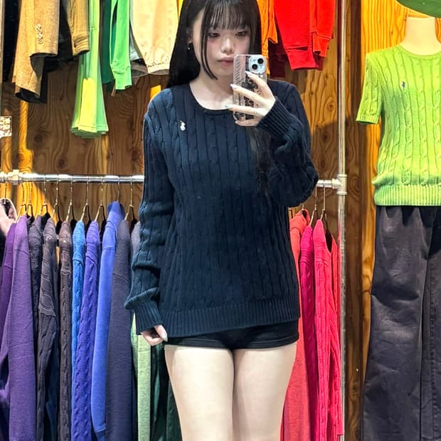L 폴로랄프로렌 화이트포니 네이비 라운드넥 케이블 니트