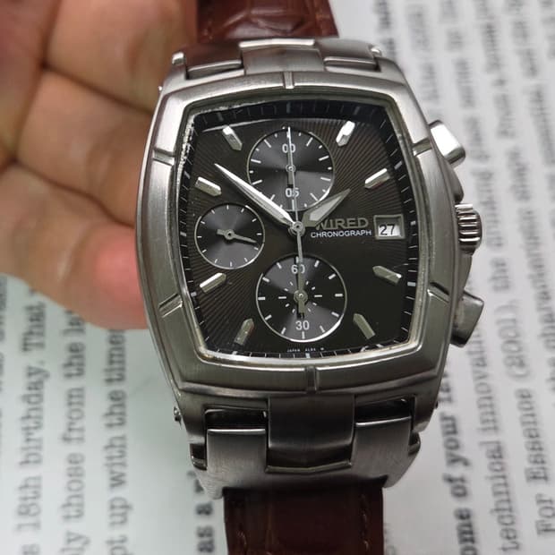 빈티지 세이코 와이어드(Wired) 크로노그래프 블랙 입체다이얼 쿼츠