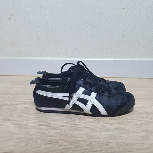 오니츠카타이거 멕시코66 스니커즈 230