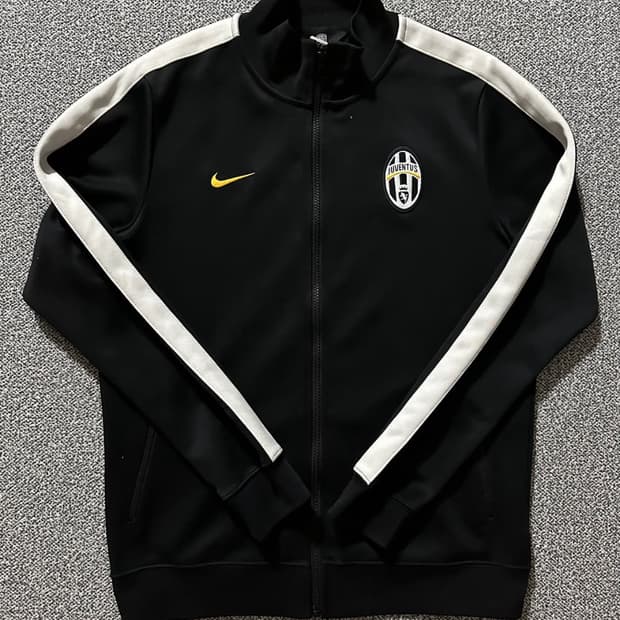 나이키 유벤투스 트랙탑 져지