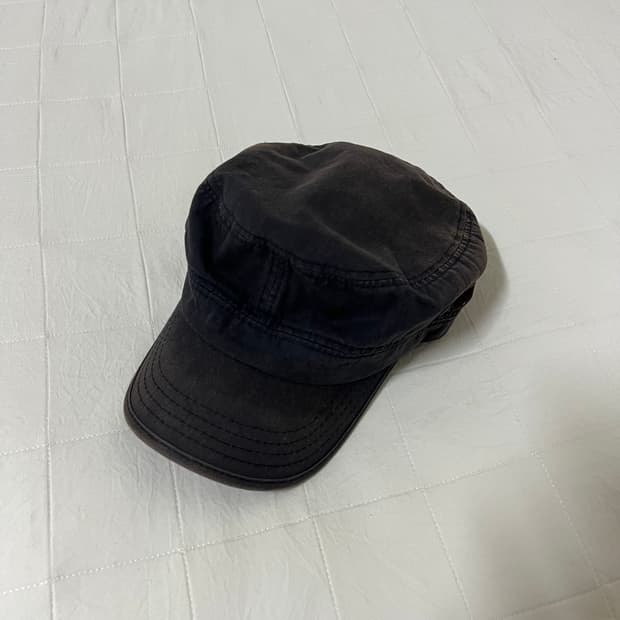 Grunge cap