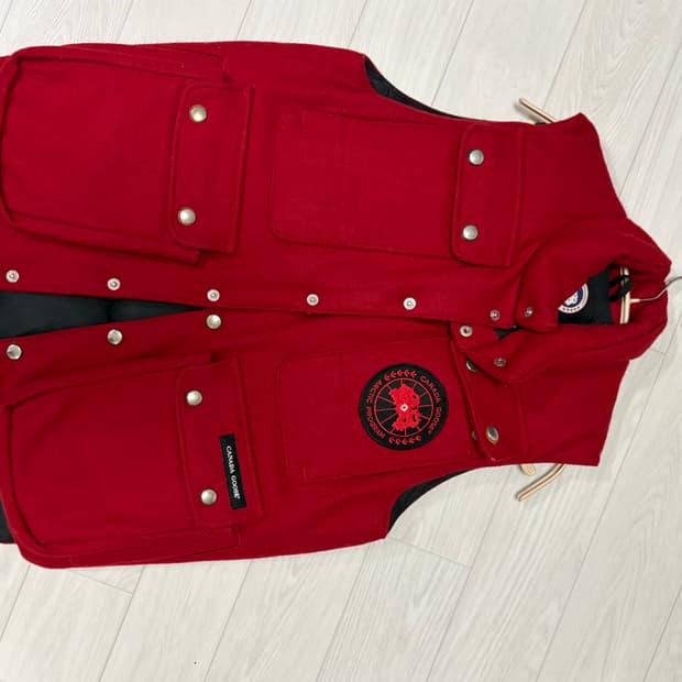 캐나다구스 울 푸퍼베스트