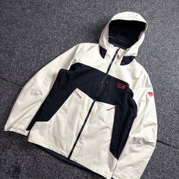 마운틴 하드웨어 USA 배색 마운틴 자켓 2861