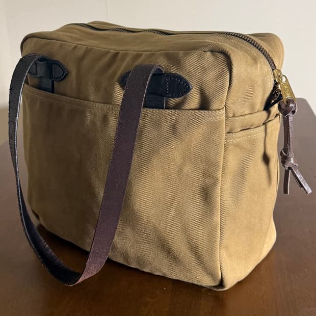 FILSON 필슨 러기드 트윌 지퍼 토트 70261 탄 / USA