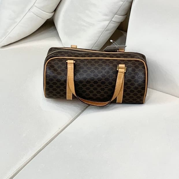 셀린느 마카담 원통백 (정품)