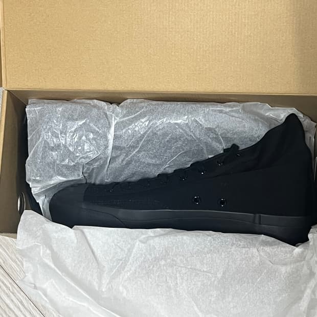 문스타 짐클래식 하이 260 블랙 모노