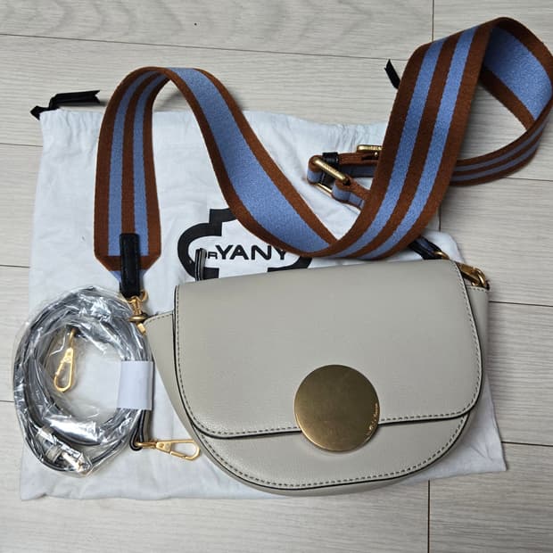 새상품)오야니 로티 새들 크로스백